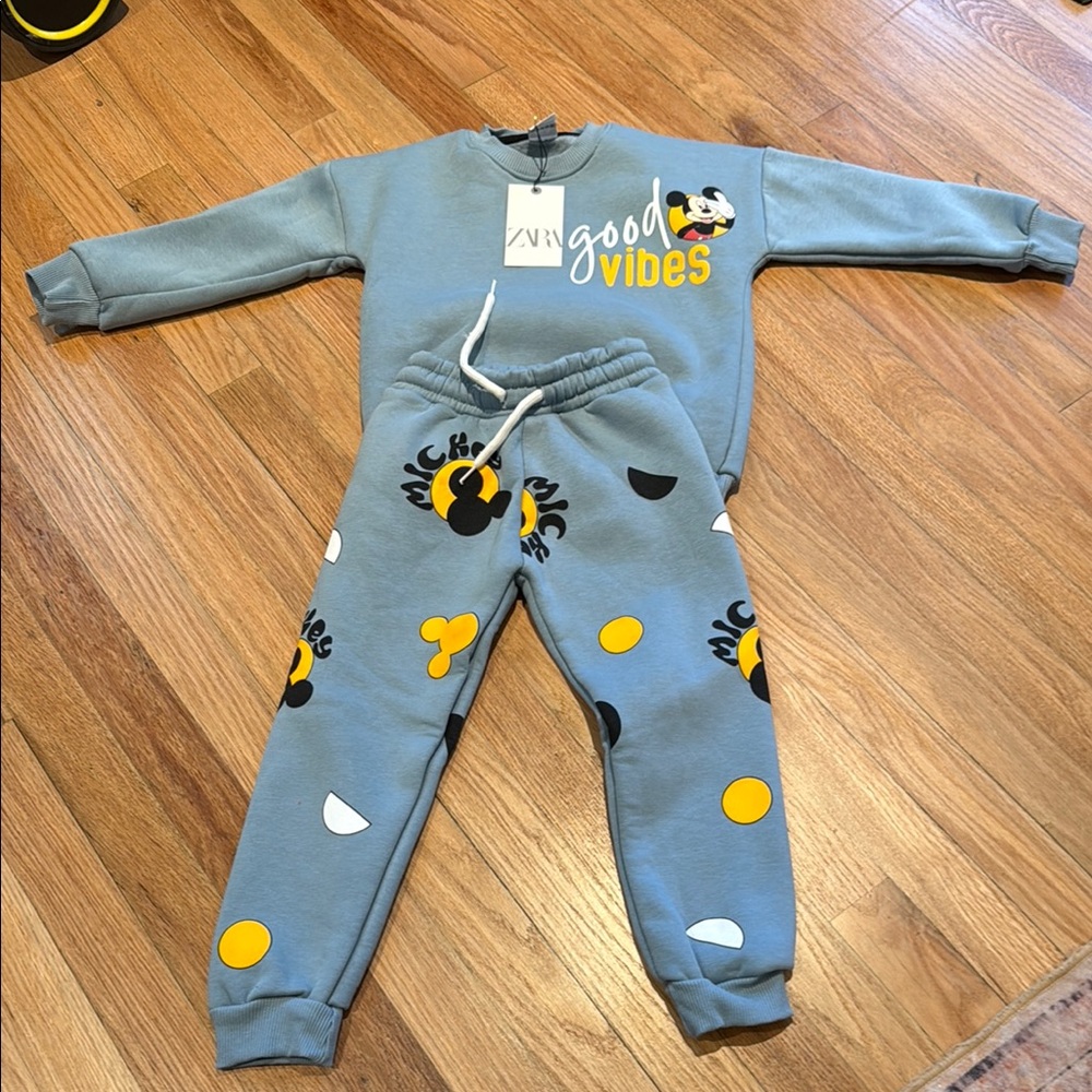 Zara Kids Disney Mickey Mouse light blue jogger sweater & pants NEW NWT sz 4-5